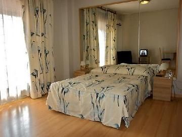 ברצלונה Apartments Europa מראה חיצוני תמונה