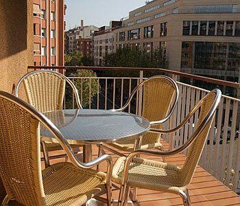 ברצלונה Apartments Europa מראה חיצוני תמונה